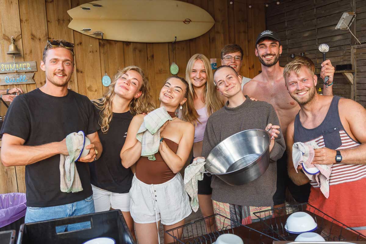 Surfcamp Bild anschauen Willkommen im Summersurf Caming Club