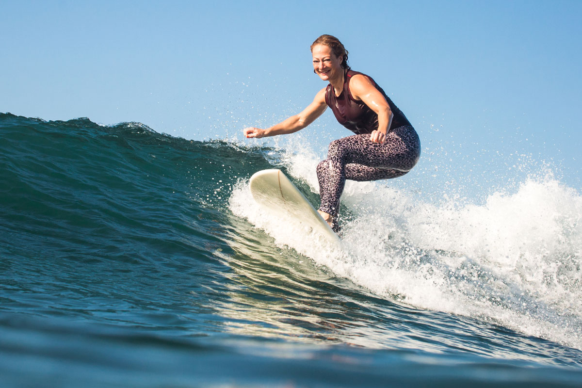Dörthe Eickelberg beim Surfen